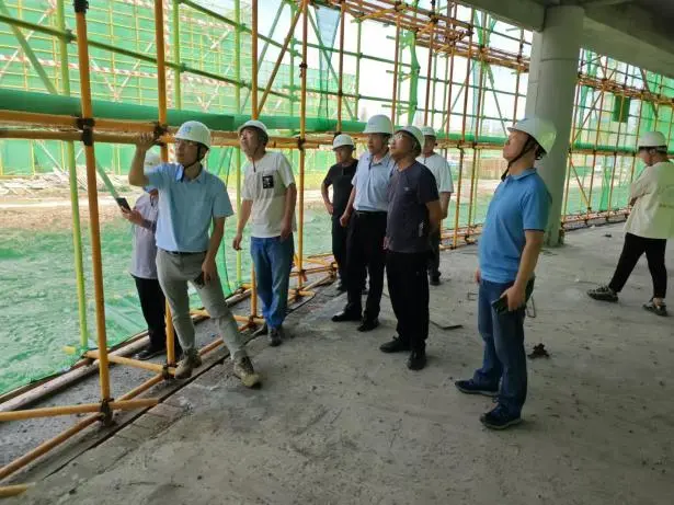 安全檢查筑防線，夏日慰問鼓干勁|中國海誠安全總監(jiān)帶隊開展安全檢查暨“送清涼”活動